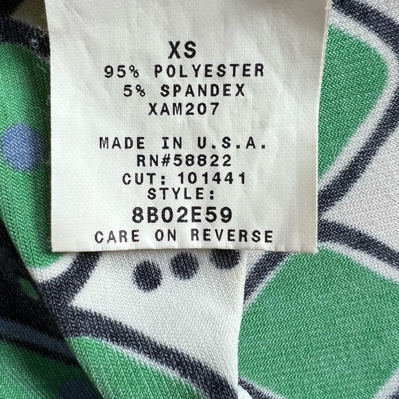 Sophie Max dress..Spring through Fall get lots of wear. Fits small size too. - Picture 4 of 8